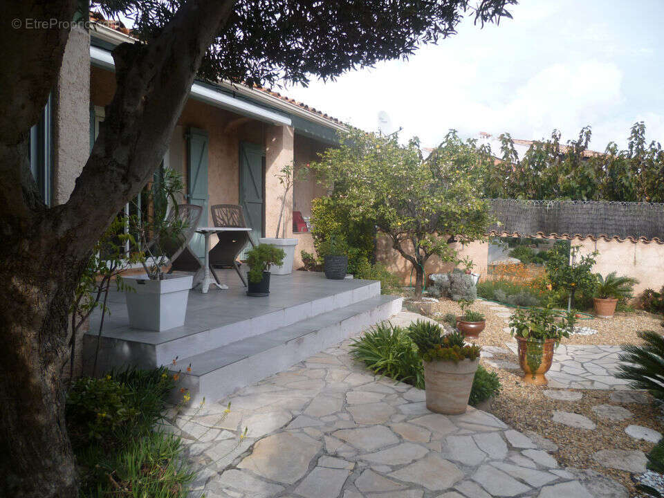 Maison à CARQUEIRANNE