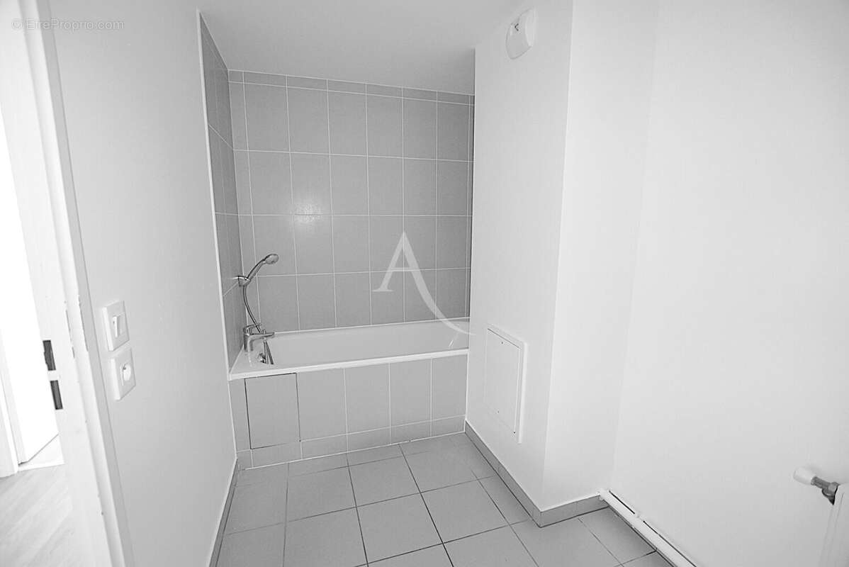 Appartement à CORBEIL-ESSONNES