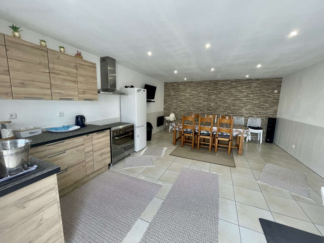 Maison à SAINT-AUBIN-LE-CAUF