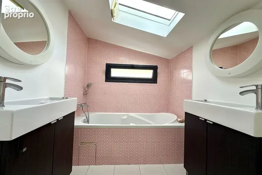 Bourg-la-Reine (92340), Hauts-de-Seine — Maison familiale de 109 m² avec jardin, bureau et stationnement - photo 16