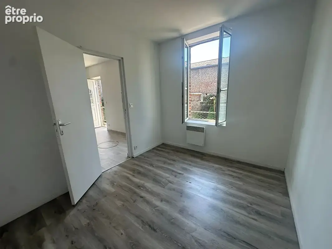 Immeuble Muille Villette 29 pièce(s) 450m² - photo 15