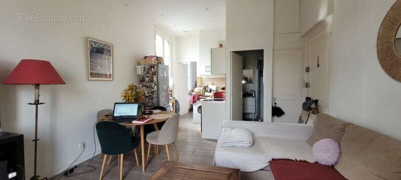 Montpellier centre - hérault 34 – t3 46 m² avec parking – loué – investissement locatif - photo 2