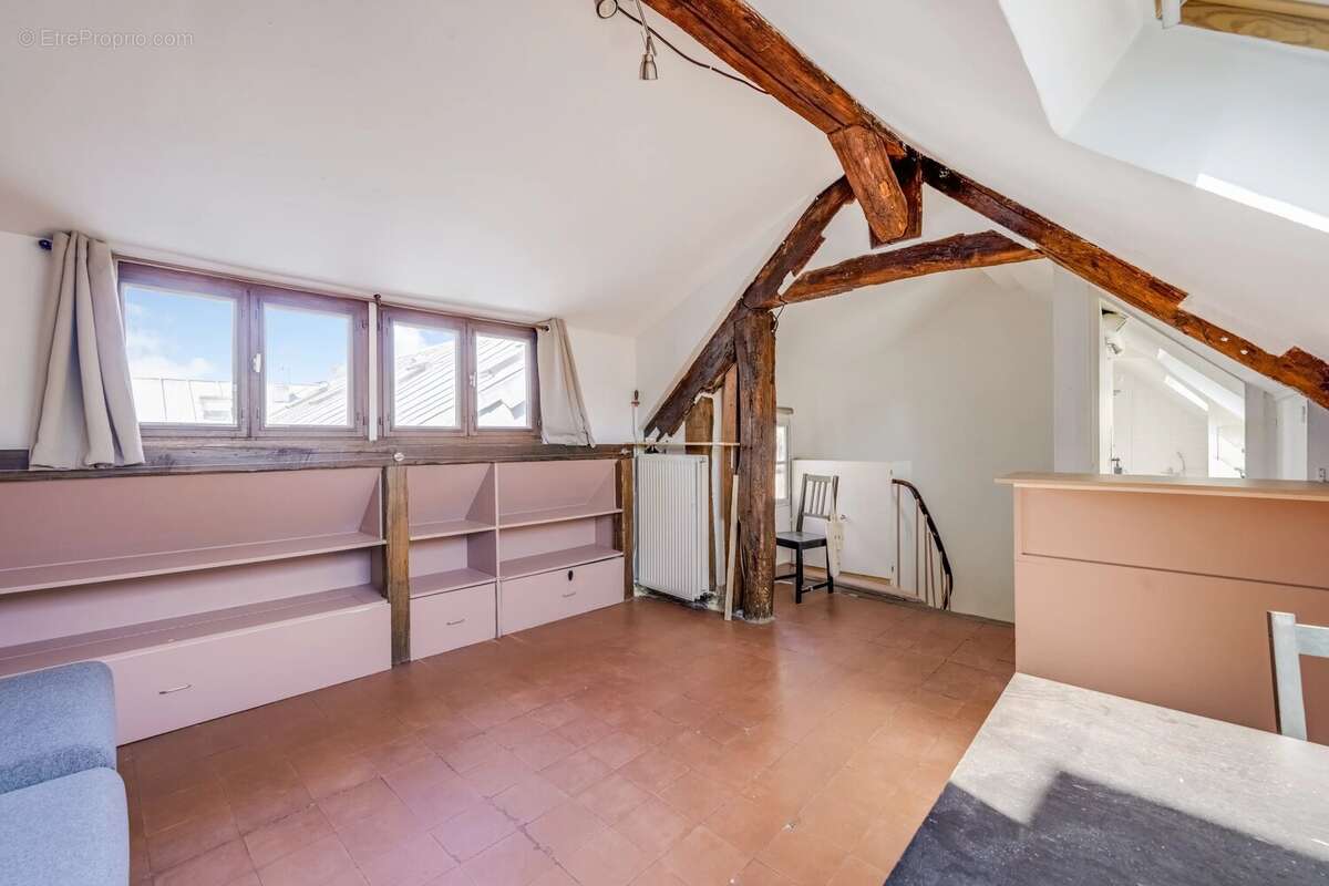 Studio de 24m2 avec vue Panthéon – Sectorisation Lycée Henri-IV - photo 4