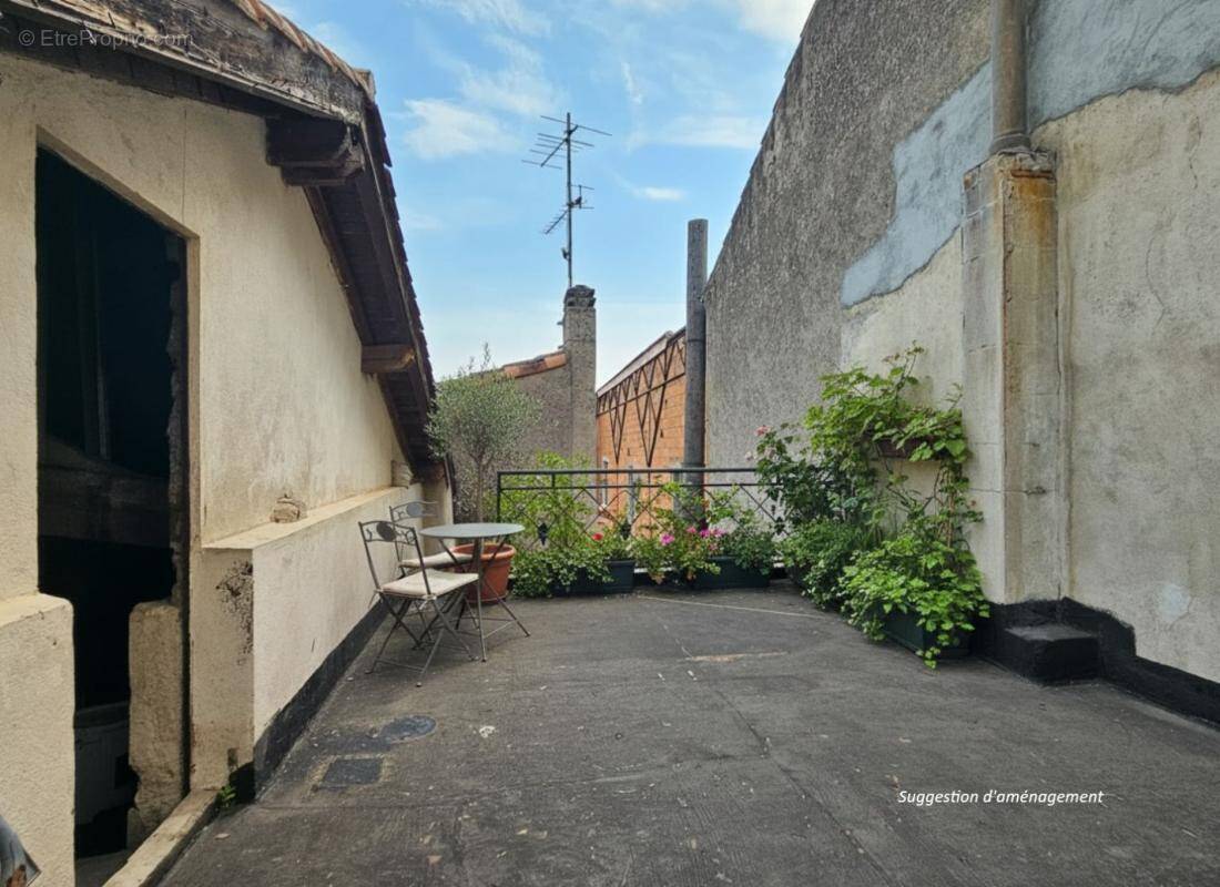 Maison à SAINTE-LIVRADE-SUR-LOT