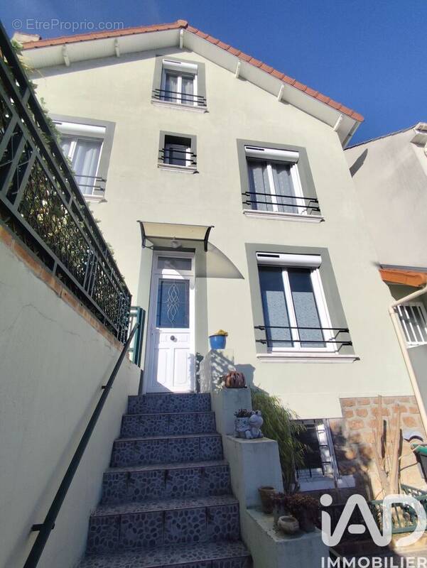 Photo 1 - Maison à CHOISY-LE-ROI