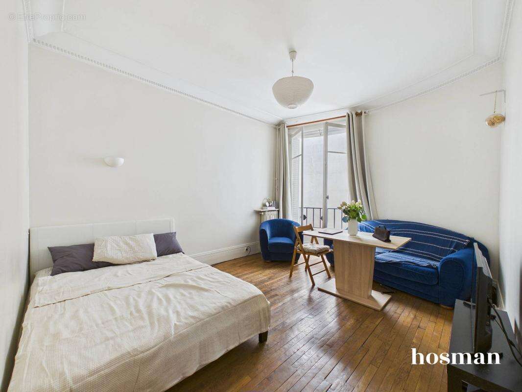Appartement à PARIS-8E