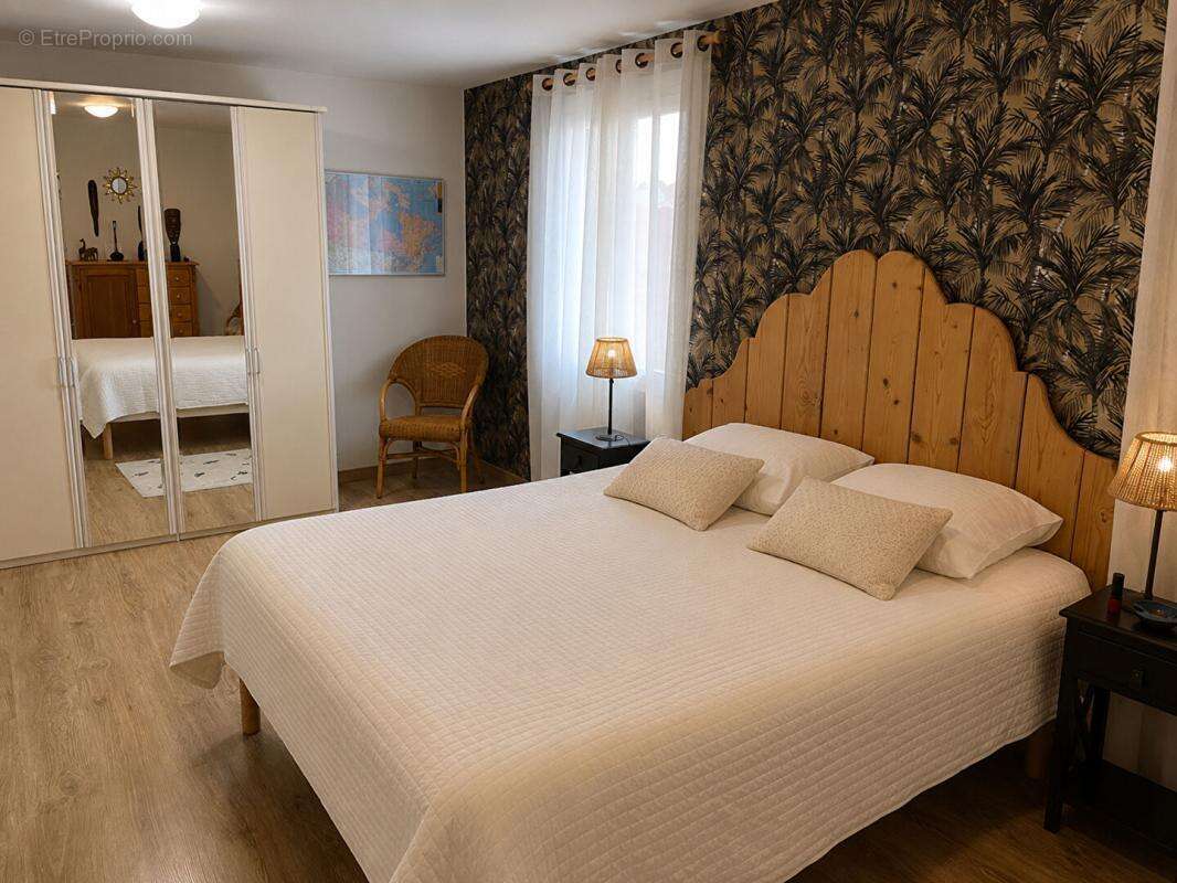 Maison parfaitement entretenue avec piscine et belle vue dégagée - photo 9
