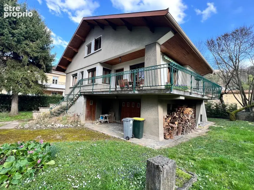 Maison familiale 9 pièces sur une parcelle de terrain de 805 m2 - photo 22