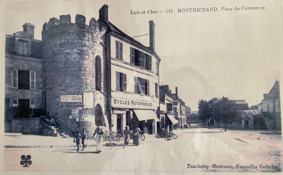 Appartement à MONTRICHARD