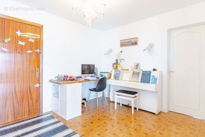 Appartement à MARSEILLE-9E