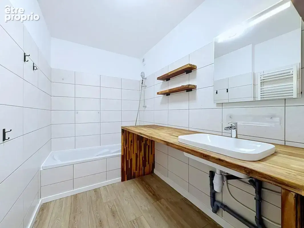 Appartement 4 pièces en dernier étage avec terrasse et double garage - photo 11