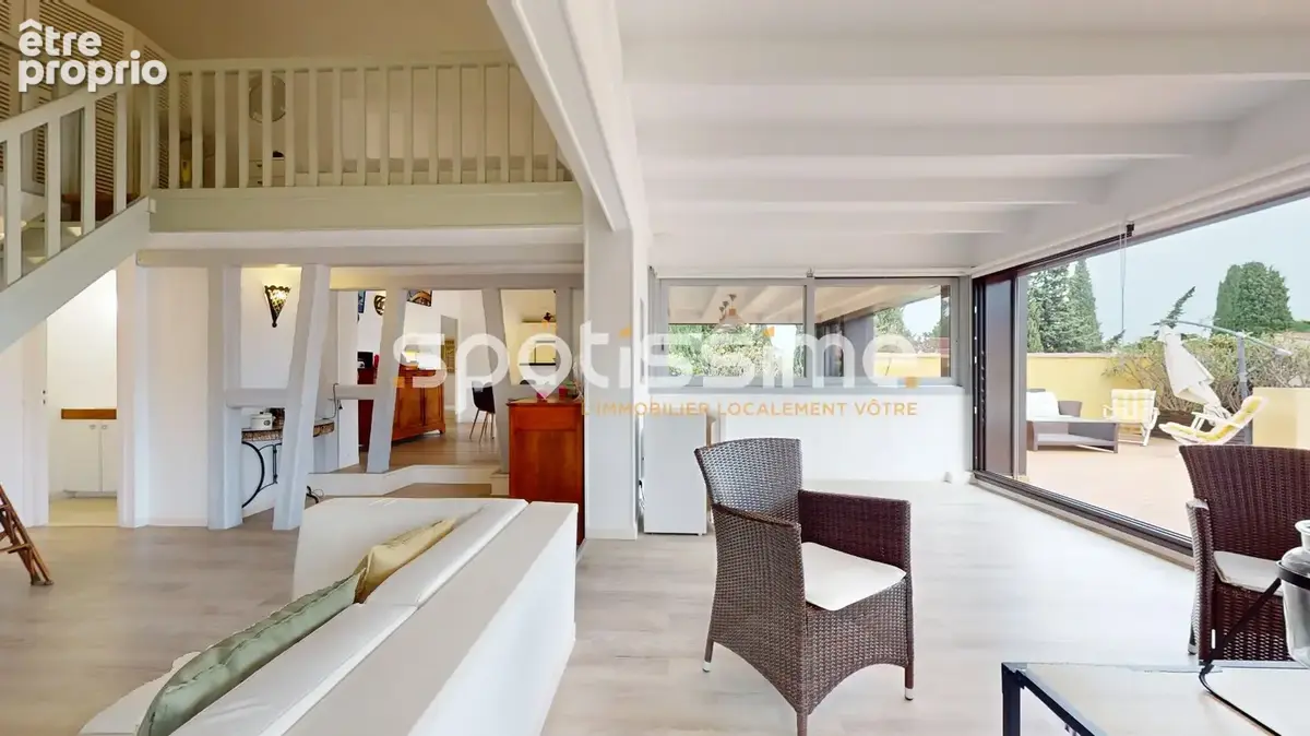 Cap d'Agde  Tennis Village - Bien atypique et coup de cur avec immense terrasse et volumes exceptionnels - photo 18