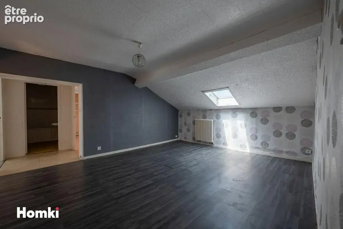 Immeuble de 702 m² Rendement 9%  Rue de la Jomayère - photo 11