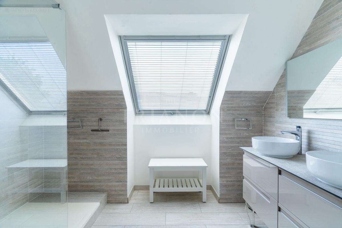 Maison à NOISY-LE-ROI