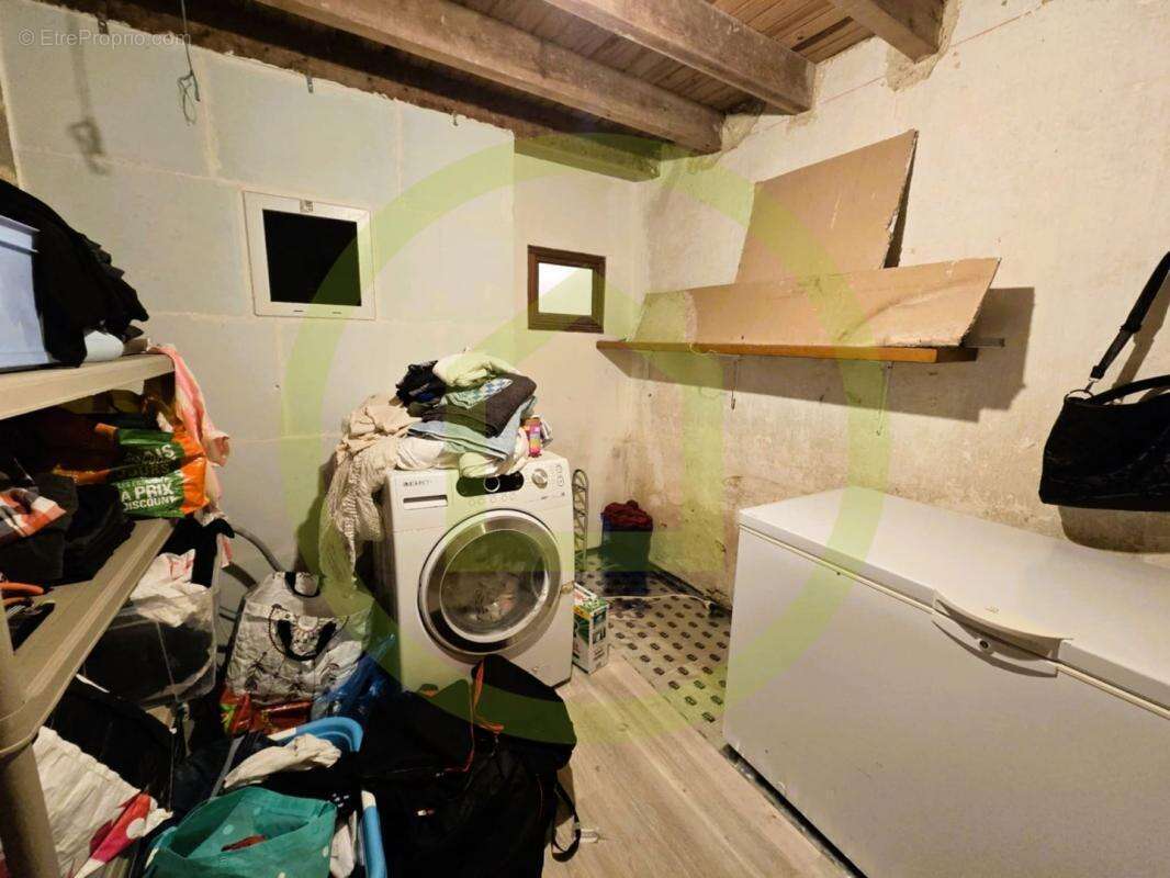 Maison à SAINT-BONNET-SUR-GIRONDE