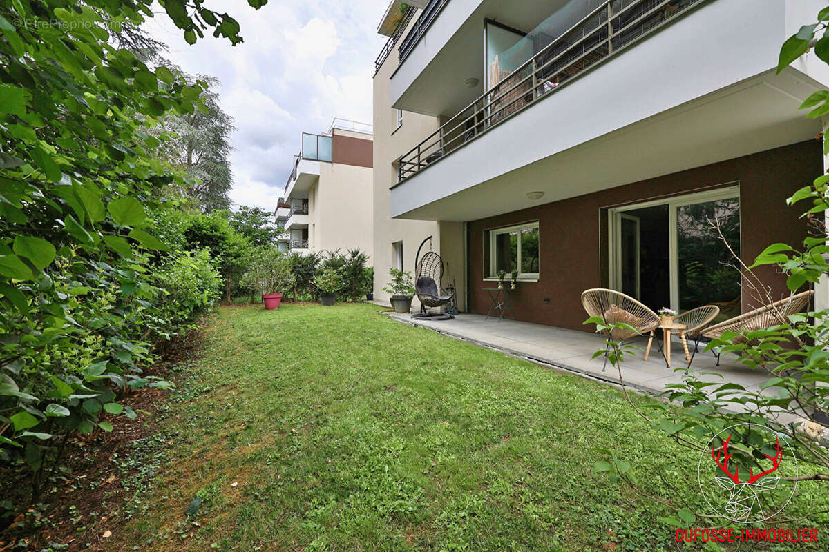 Appartement à CHAMPAGNE-AU-MONT-D'OR