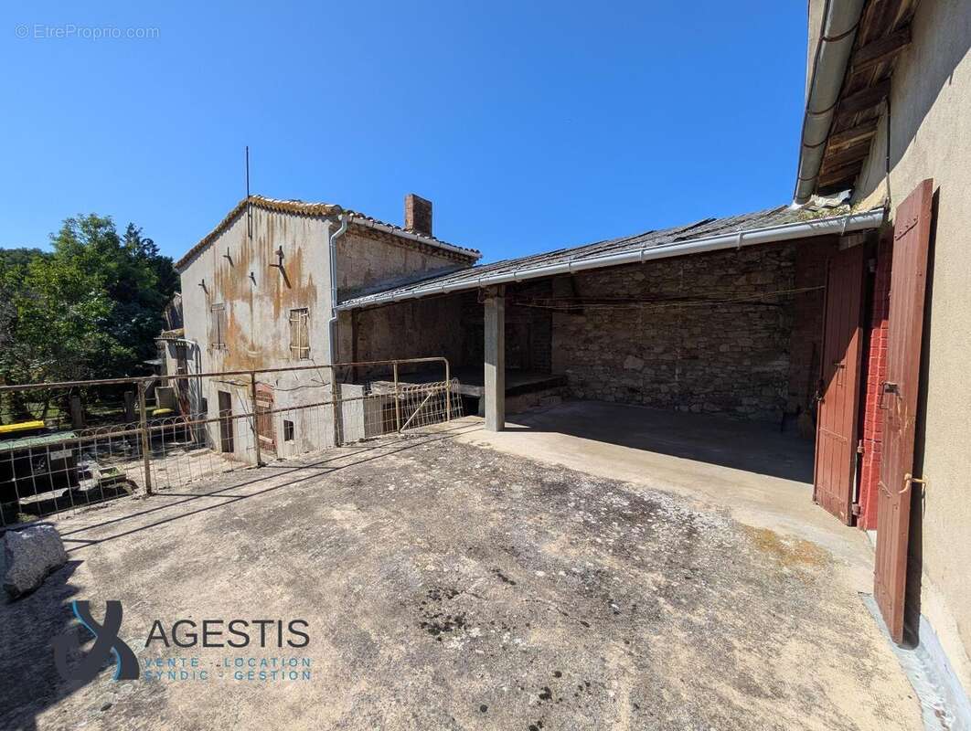   - Maison à SAIX