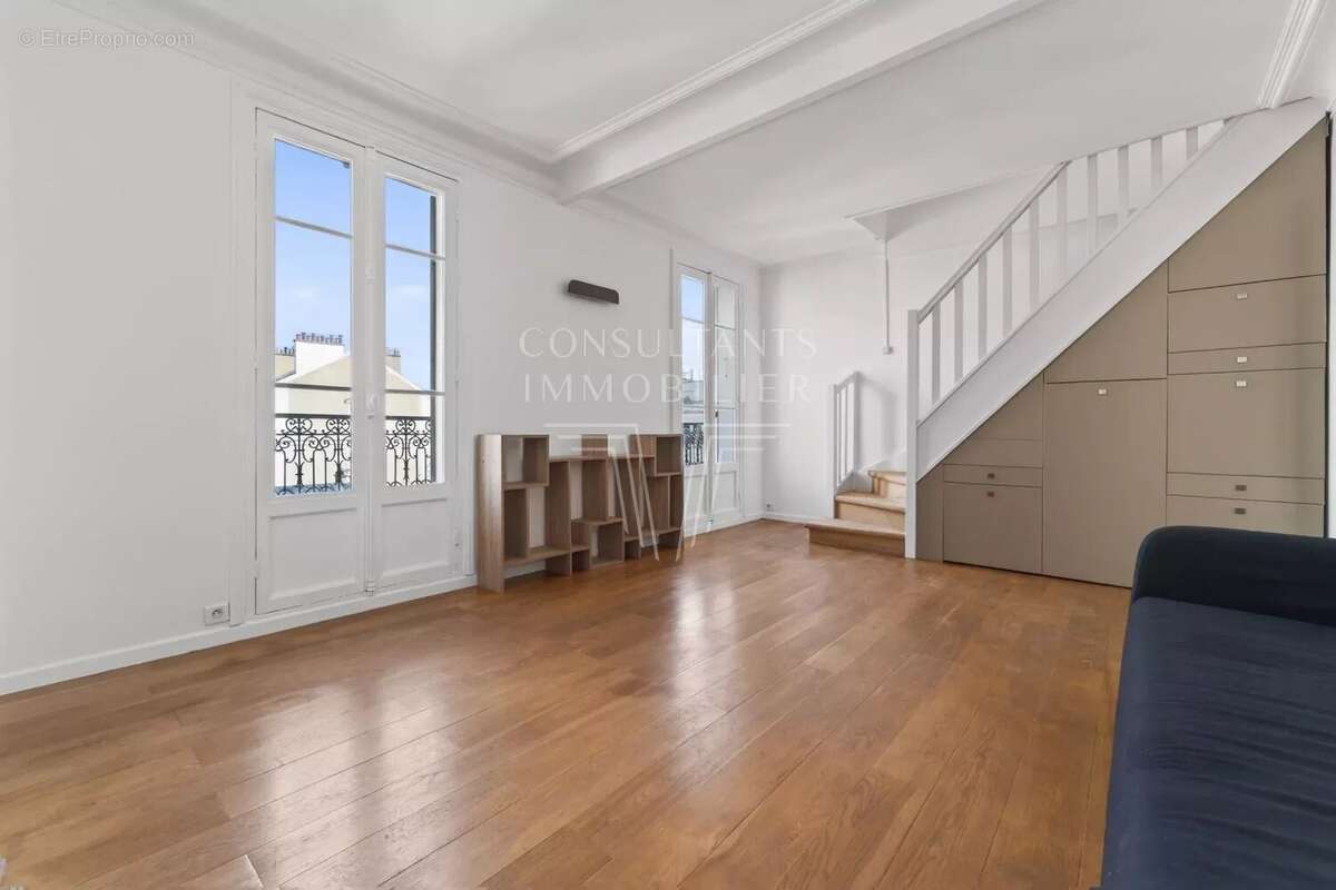 Appartement à LEVALLOIS-PERRET
