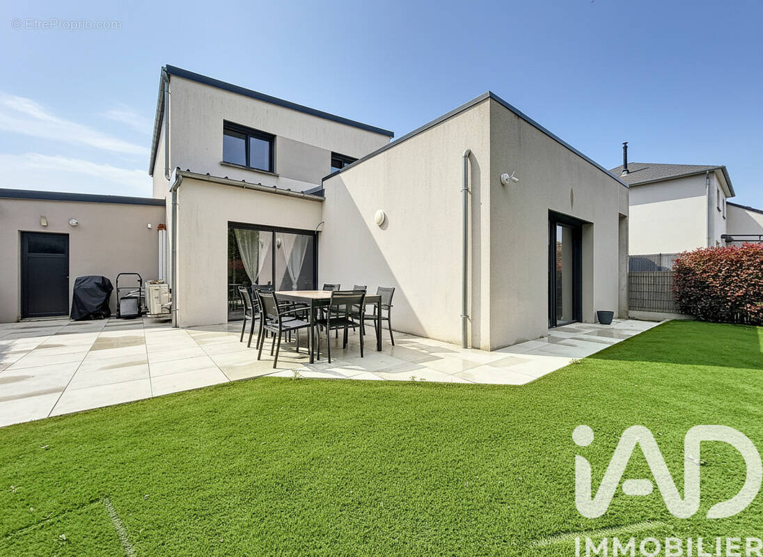 Photo 1 - Maison à BREHAL