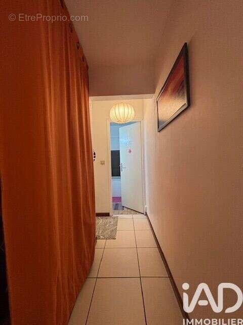Photo 6 - Appartement à SAINT-DENIS
