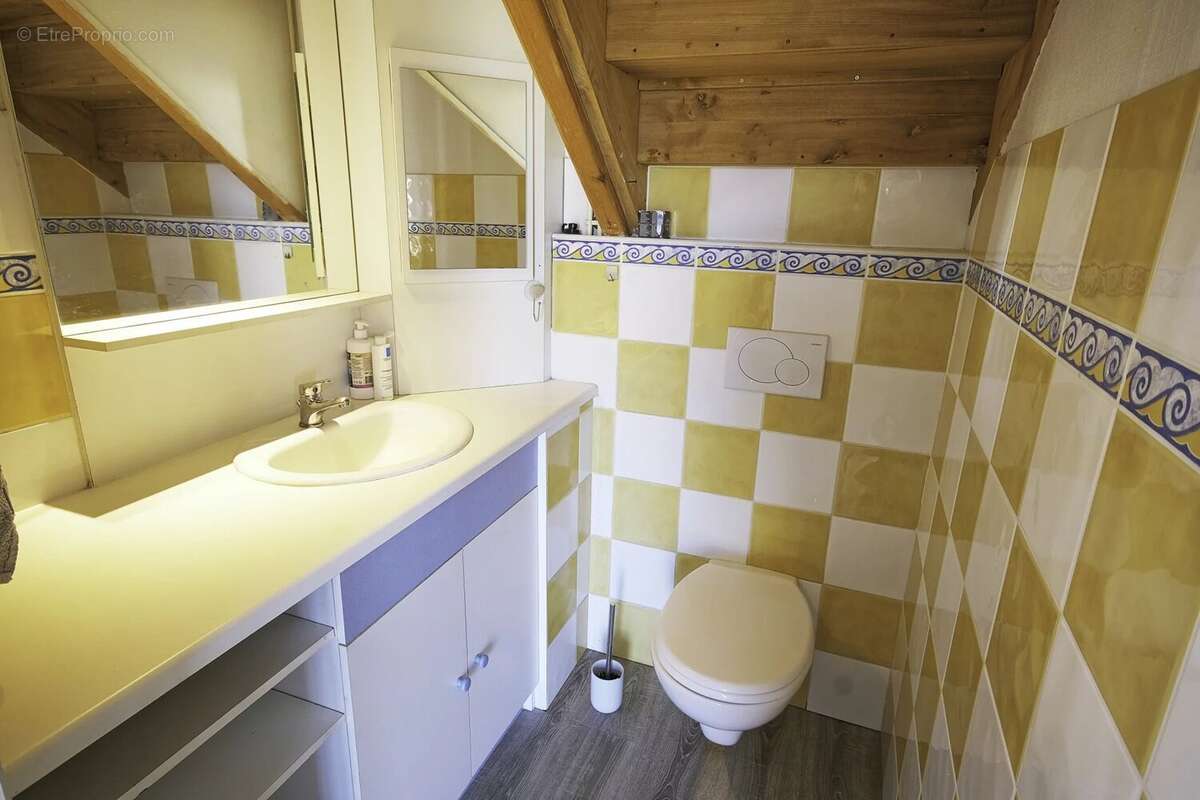 MOULINS EN BESSIN - Ensemble immobilier (maison & dépendance) - photo 8