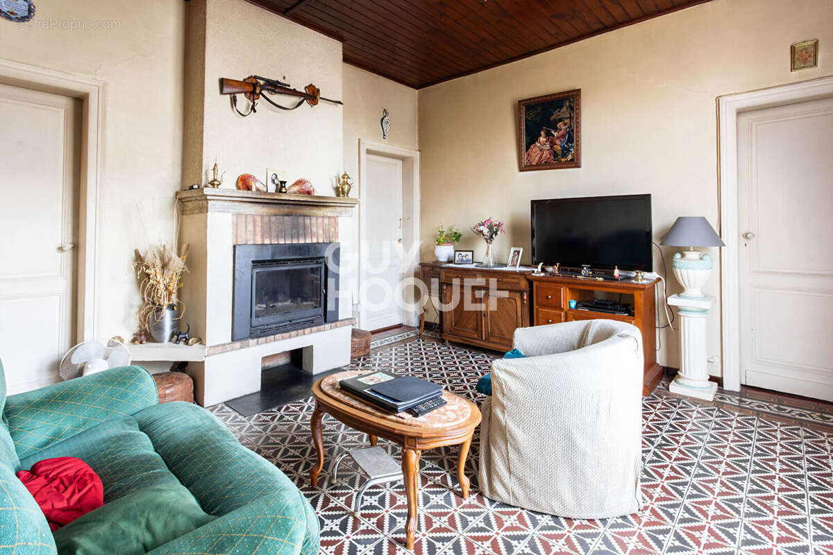 Maison de pays classée ! - photo 3