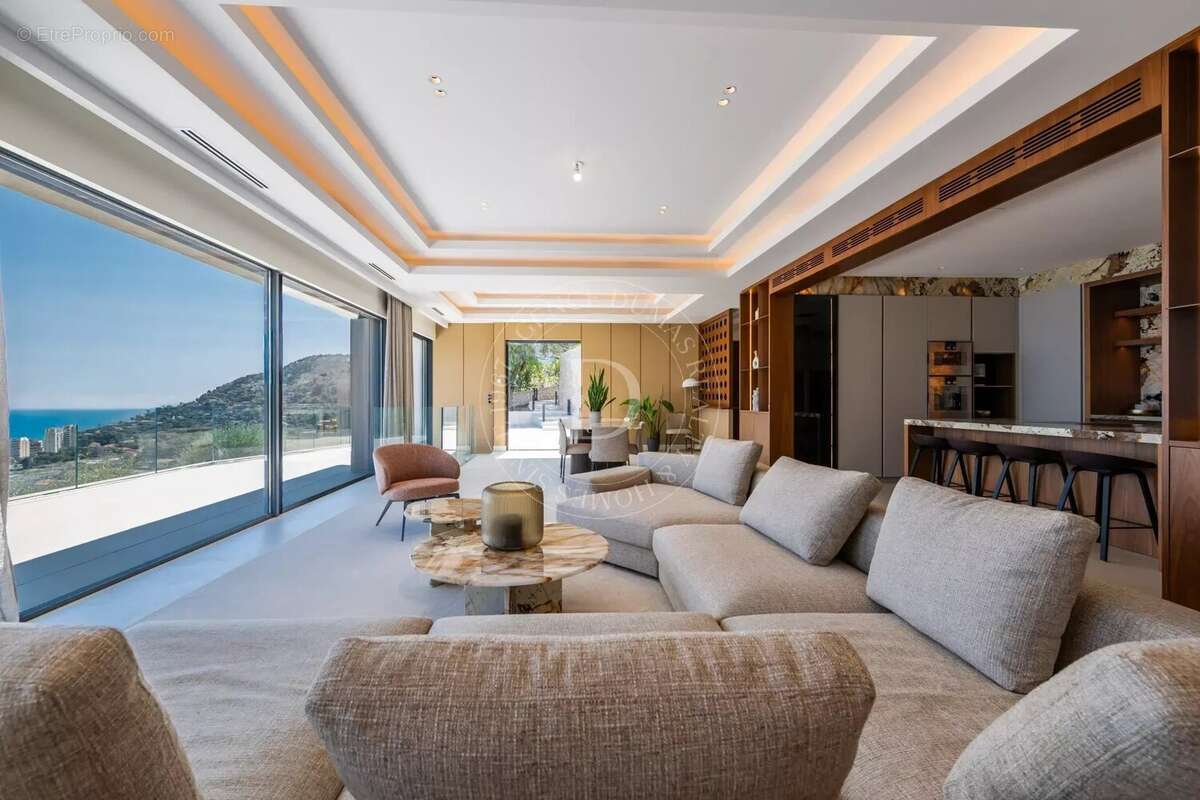 Villa contemporaine avec vue mer à quelques minutes de Monaco - photo 4