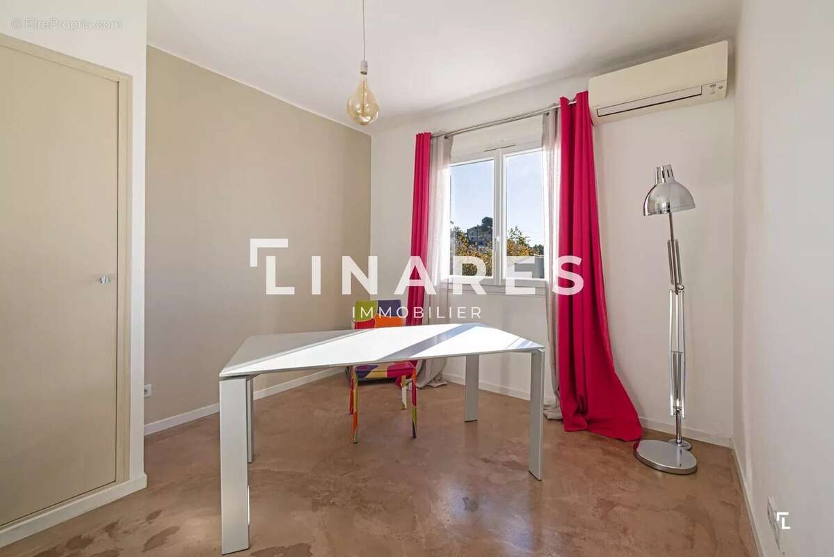Appartement à MARSEILLE-13E
