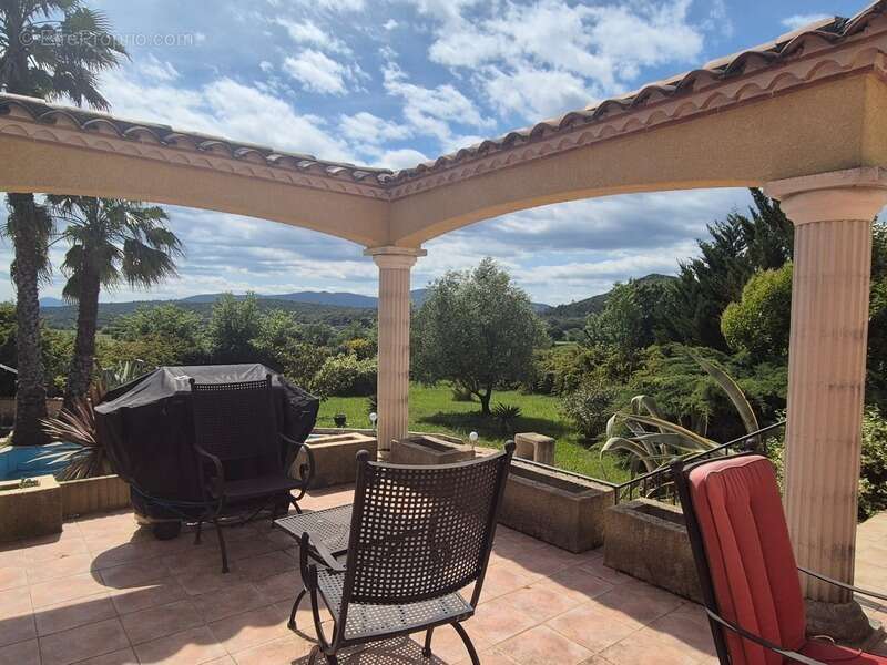Maison à QUISSAC