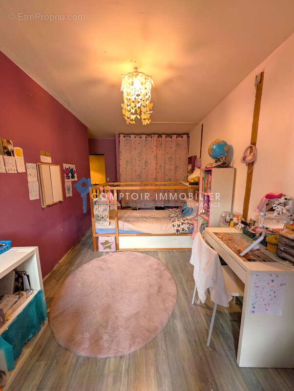 Dépt. 07 - A VENDRE à MONTPEZAT-SOUS-BAUZON - Maison de Village de 106 m2 - photo 3