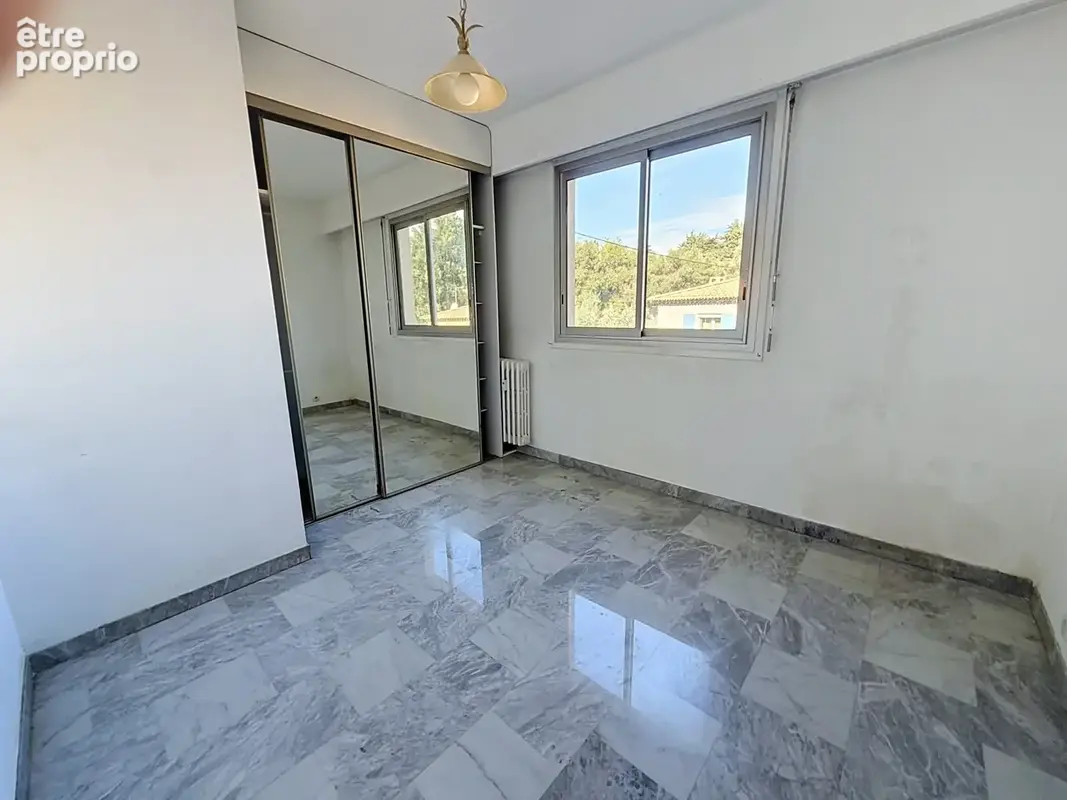 Antibes - Quartier du Puy - 4 Pièces 81m2 - vue mer - photo 9