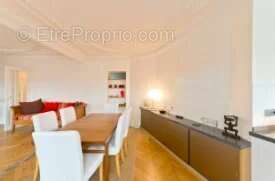 Appartement à PARIS-9E