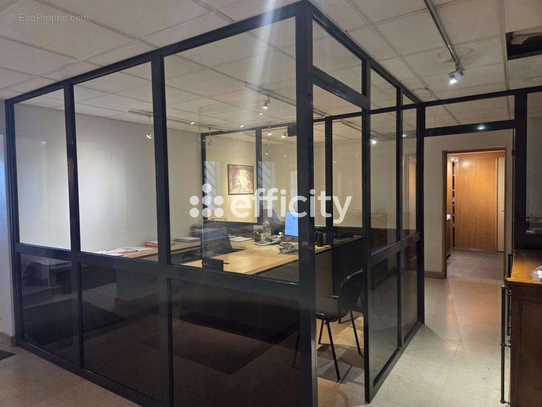 Commerce à VITRY-SUR-SEINE