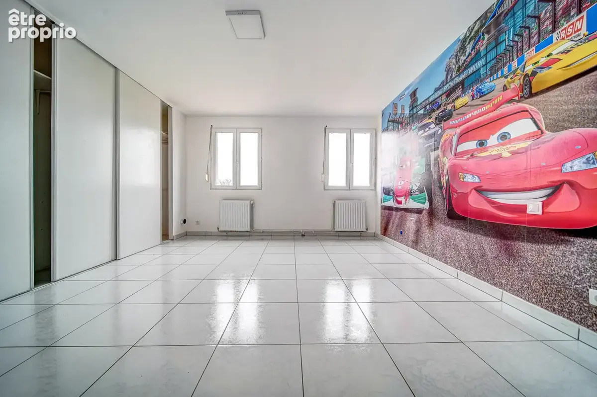 Maison type F7 avec jardin et dépendance. - photo 8