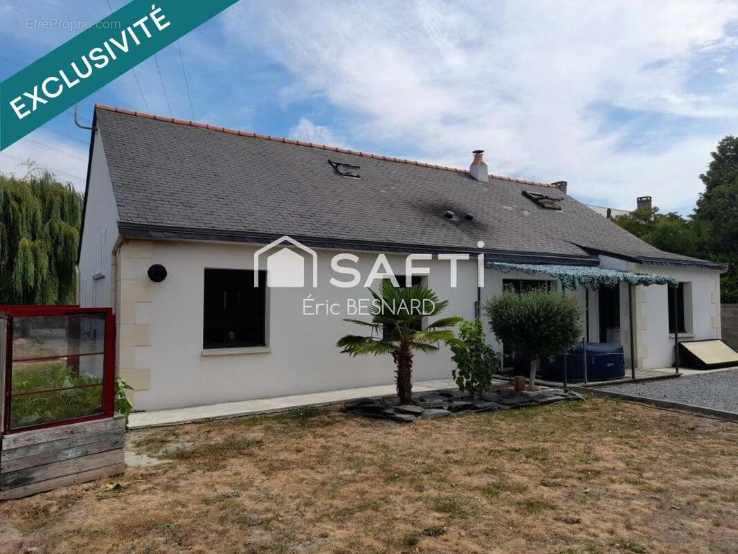 Maison 160 m² à Huismes  - photo 2