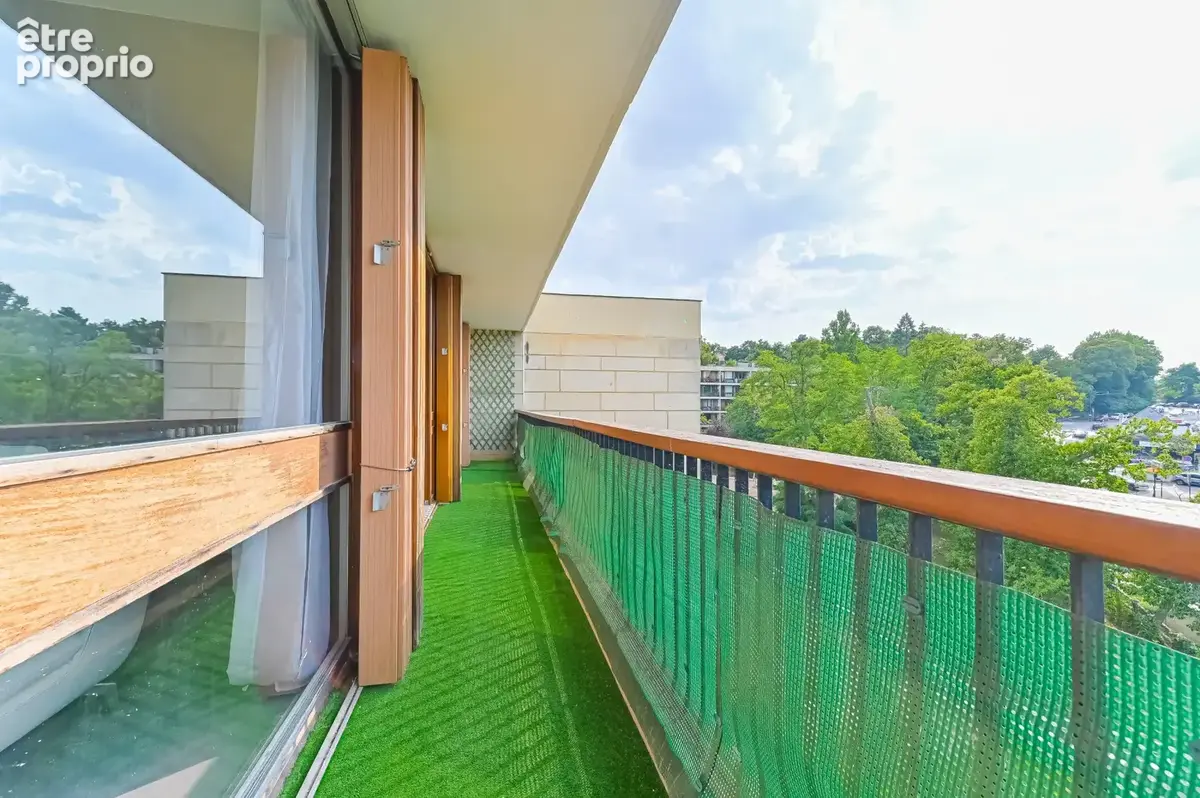 Appartement à LA CELLE-SAINT-CLOUD