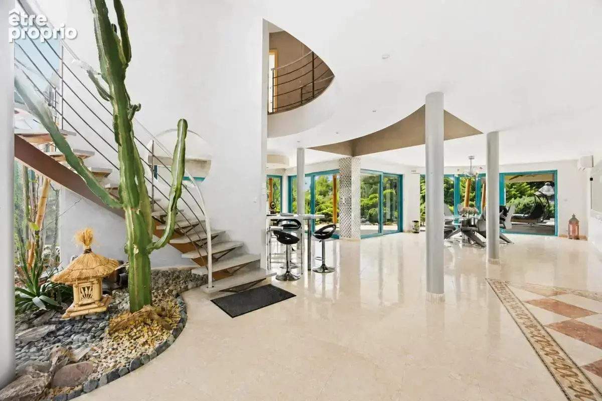 Maison de 5 pièces de 262 m² située à Dabo - photo 4