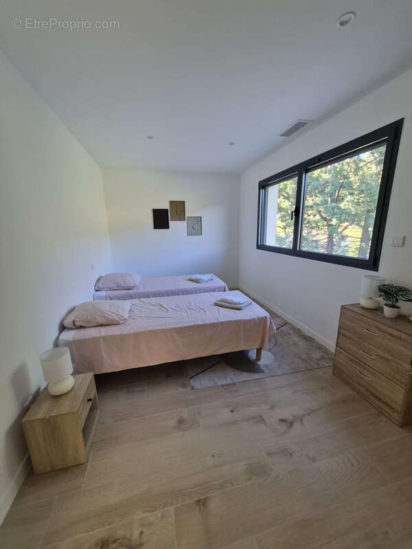 Maison à PLAN-DE-LA-TOUR