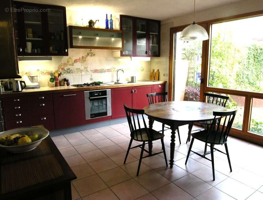 Maison à SAINT-CYR-SUR-LOIRE