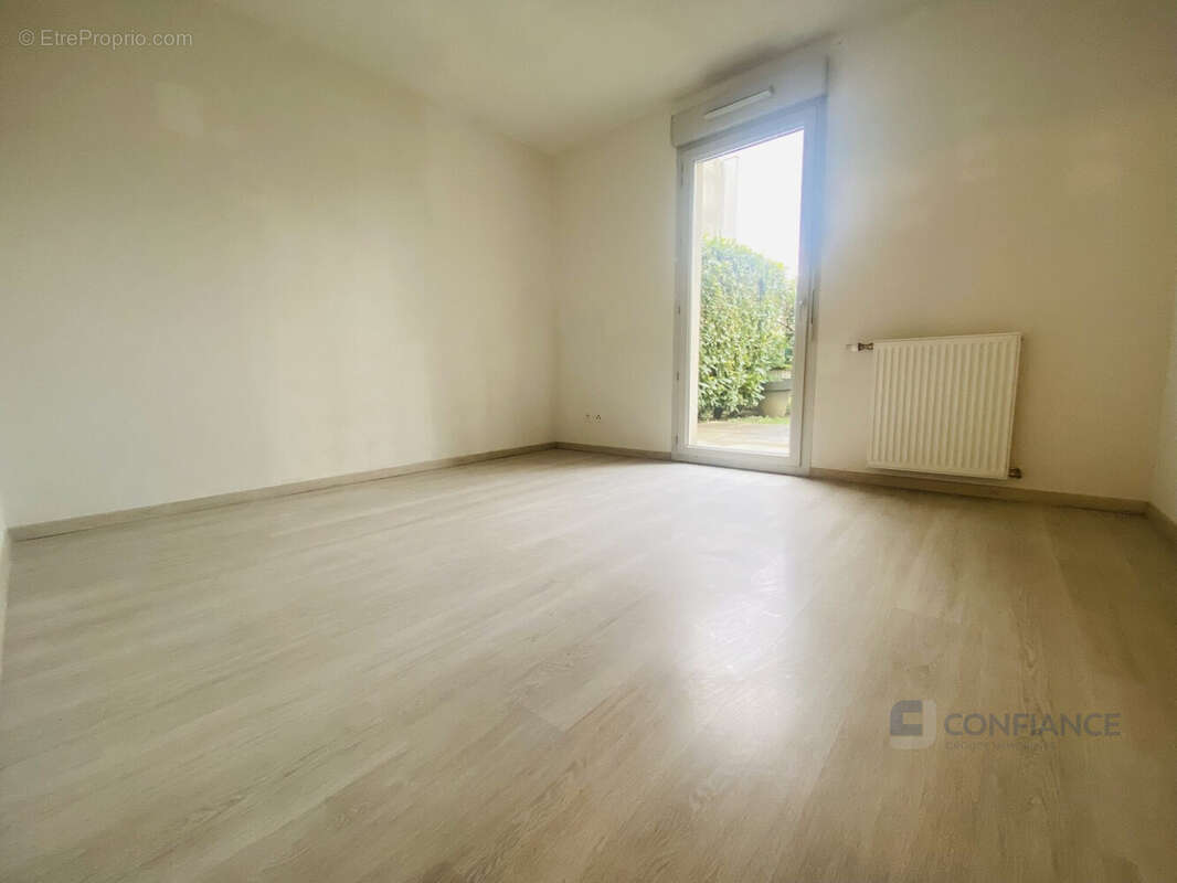 Appartement à RILLIEUX-LA-PAPE