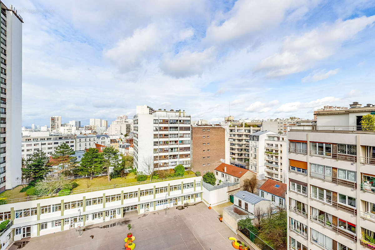 Appartement à PARIS-20E