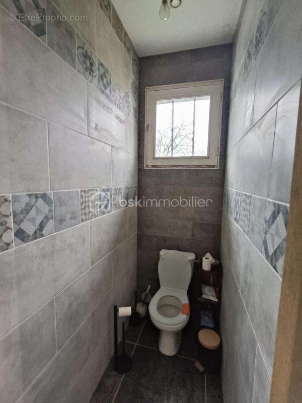 Maison à LE BUISSON-DE-CADOUIN