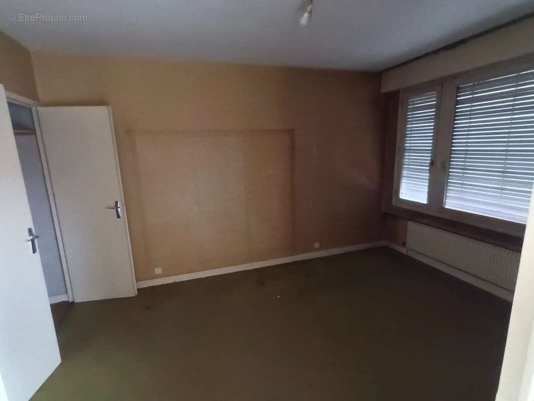 Appartement à MONTCEAU-LES-MINES