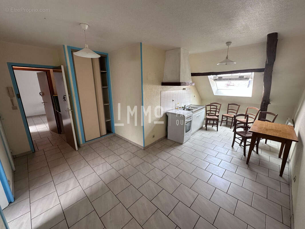 Appartement à LA CHARTRE-SUR-LE-LOIR