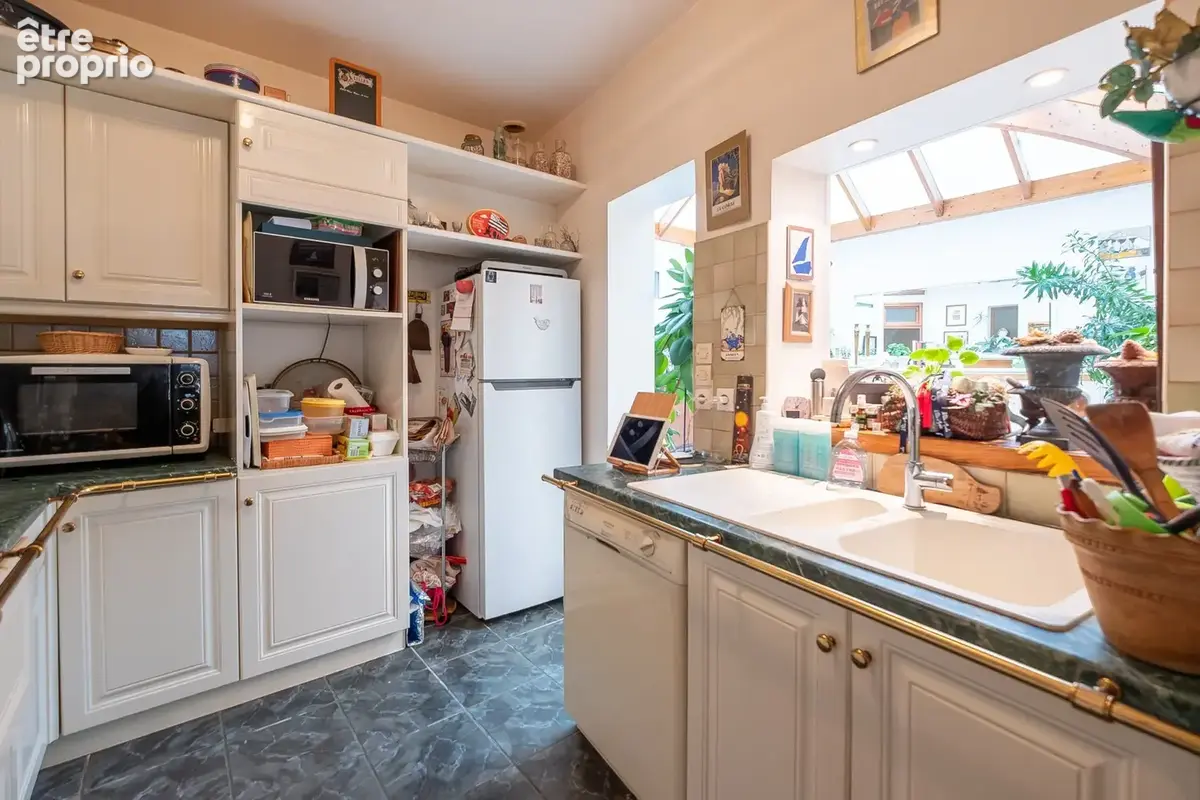 Appartement à vendre 4 pièces LA ROCHELLE (17) - photo 12