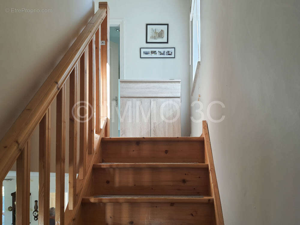 Maison à SAUZE-VAUSSAIS