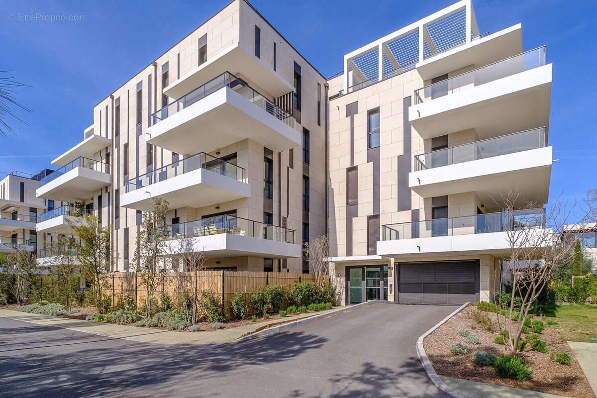 Appartement à MARSEILLE-8E