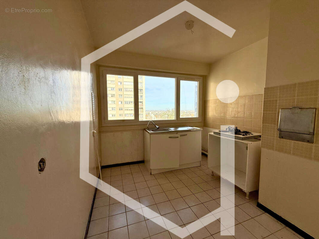 Appartement à ROSNY-SOUS-BOIS