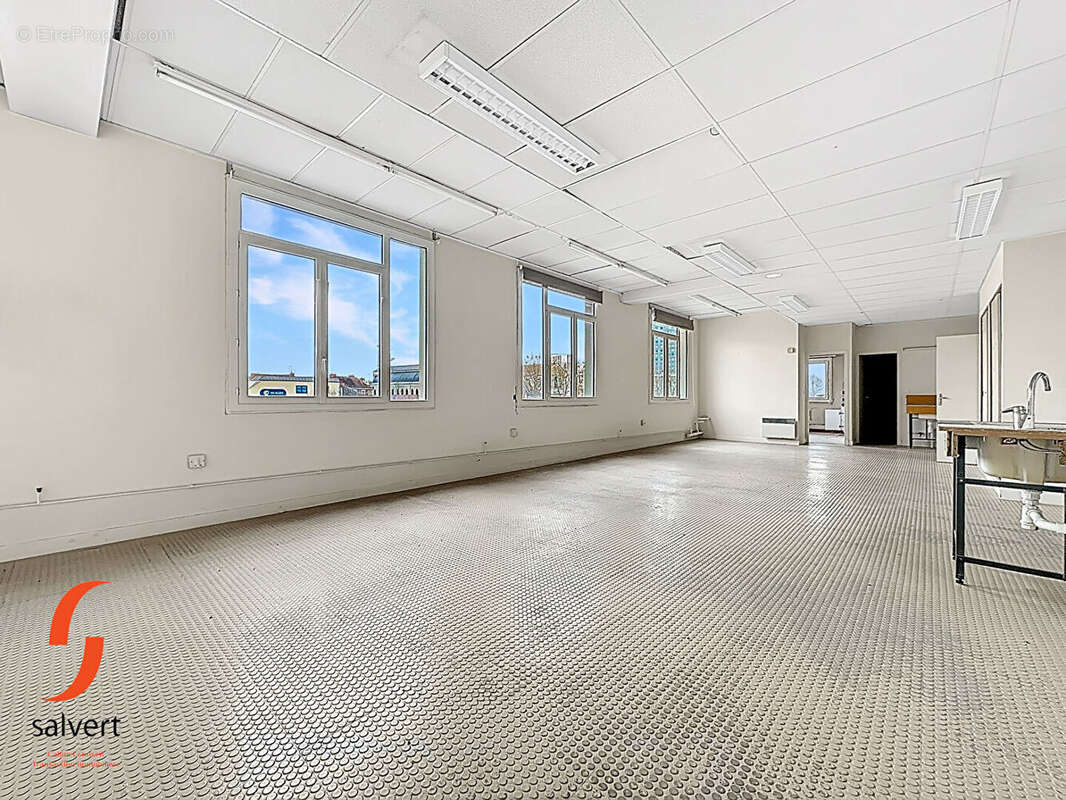 Commerce à MONTLUCON