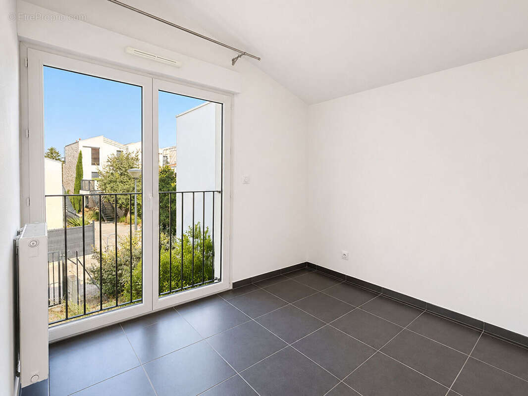 Maison Lambesc 66 m2 avec garage dans résidence sécurisée - photo 8
